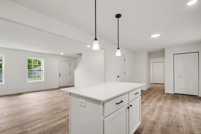 51633 Prescott Avenue, South Bend, IN 46637