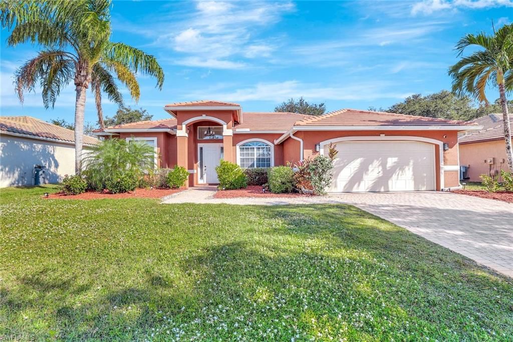 721 Grand Rapids BLVD, Naples, FL 34120