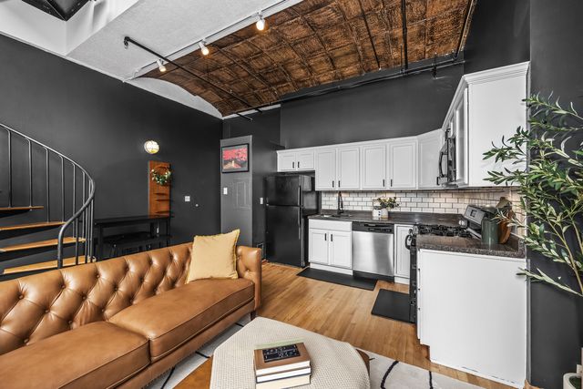 633 S PLYMOUTH Court 301, Chicago, IL 60605