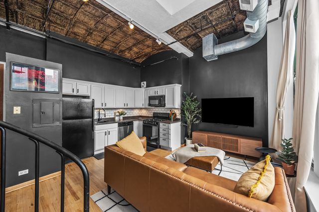633 S PLYMOUTH Court 301, Chicago, IL 60605