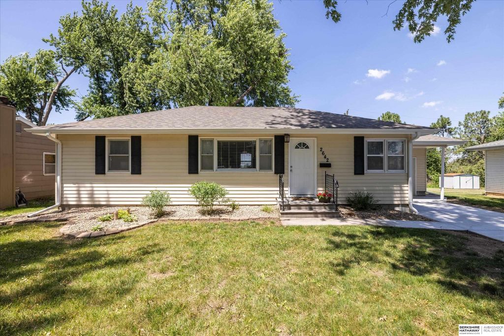 2642 Kendel Drive, Ashland, NE 68003