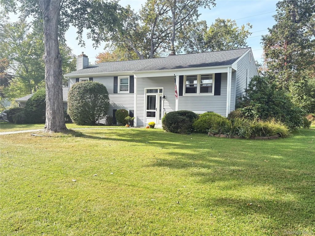 1 Wendy Road, Wappingers Falls, NY 12590