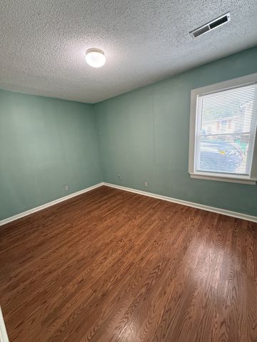 221 Duling Ave, Madison, TN 37115
