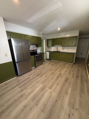 221 Duling Ave, Madison, TN 37115