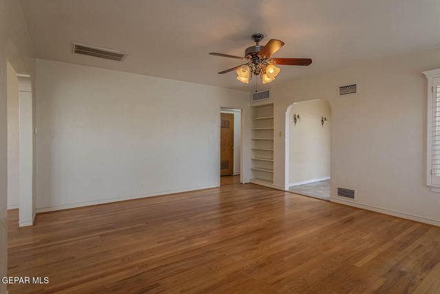 2610 FRANKFORT Avenue, El Paso, TX 79930