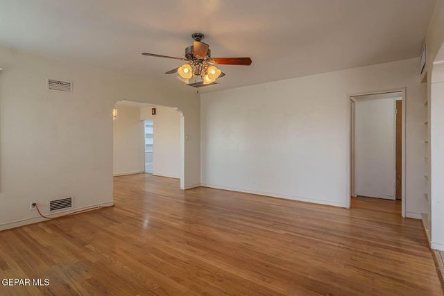 2610 FRANKFORT Avenue, El Paso, TX 79930