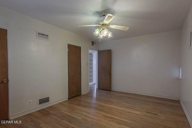 2610 FRANKFORT Avenue, El Paso, TX 79930