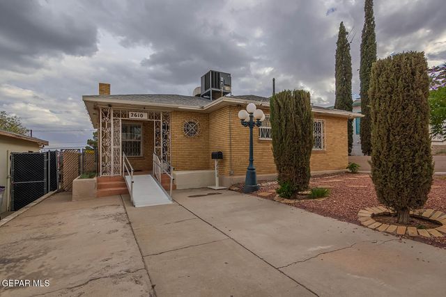 2610 FRANKFORT Avenue, El Paso, TX 79930