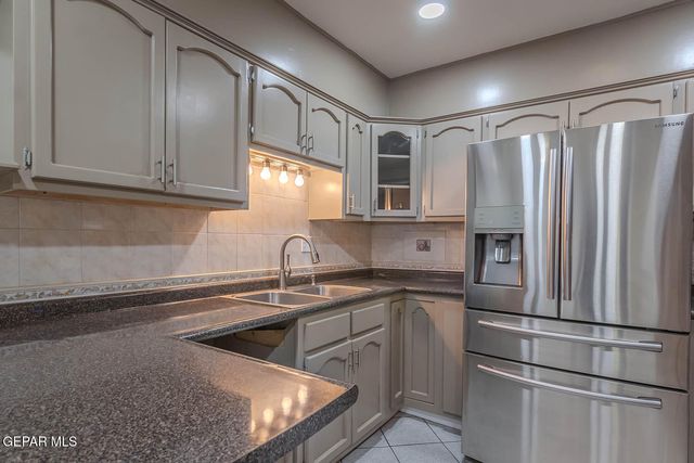 2610 FRANKFORT Avenue, El Paso, TX 79930