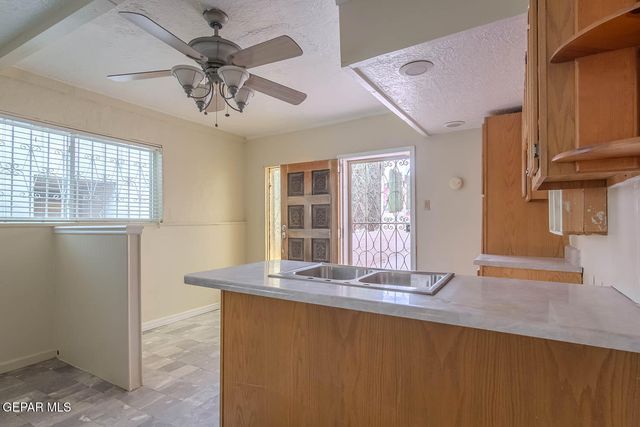 2610 FRANKFORT Avenue, El Paso, TX 79930