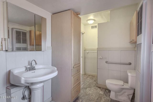 2610 FRANKFORT Avenue, El Paso, TX 79930