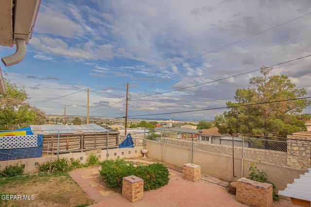 2610 FRANKFORT Avenue, El Paso, TX 79930