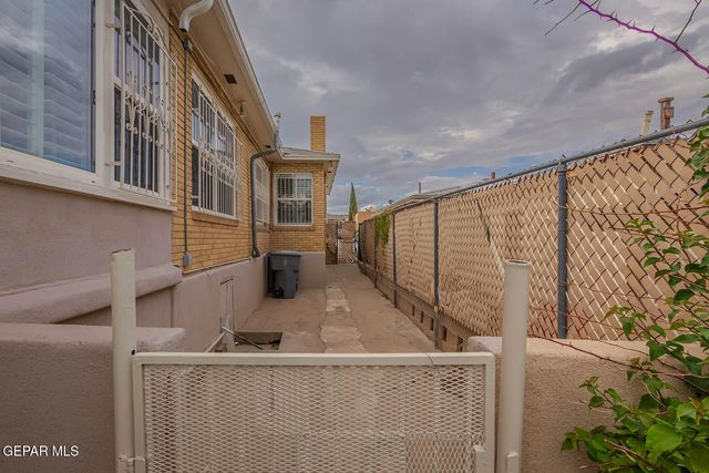 2610 FRANKFORT Avenue, El Paso, TX 79930