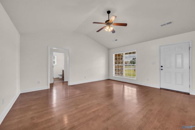 15 Willow Place, Decatur, AL 35603