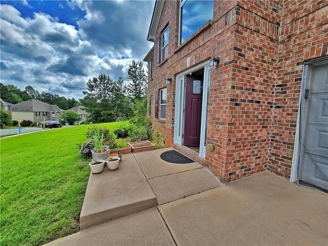 10962 Southwood Drive, Hampton, GA 30228