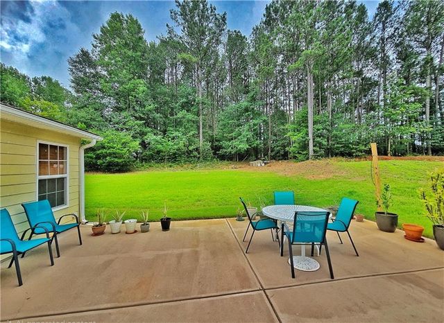 10962 Southwood Drive, Hampton, GA 30228