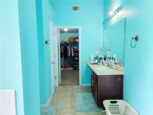 10962 Southwood Drive, Hampton, GA 30228