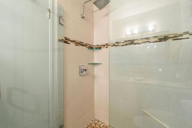 6000 Montecito Drive 4, Palm Springs, CA 92264