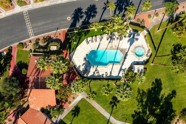 6000 Montecito Drive 4, Palm Springs, CA 92264