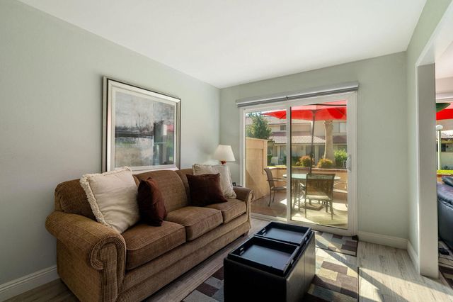 6000 Montecito Drive 4, Palm Springs, CA 92264