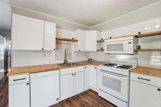 10044 Crusader Drive, Colerain Twp, OH 45251