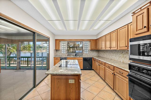 127 EAGLES NEST LANE, Crescent City, FL 32112