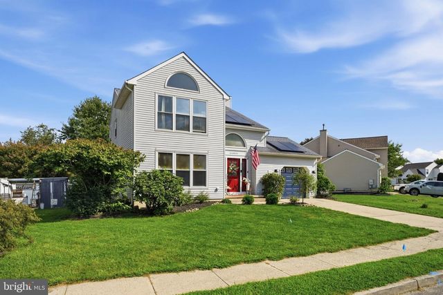 68 JENNIFER LN, Burlington, NJ 08016