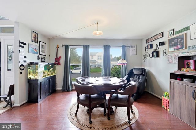 68 JENNIFER LN, Burlington, NJ 08016