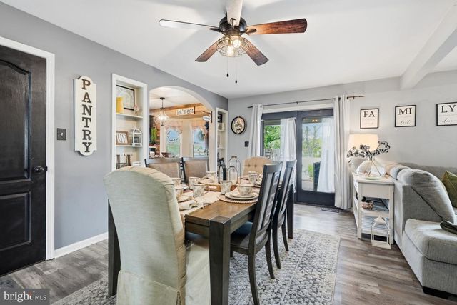 68 JENNIFER LN, Burlington, NJ 08016