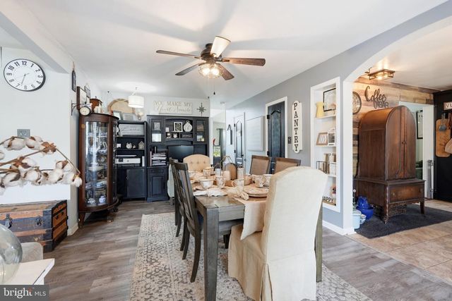 68 JENNIFER LN, Burlington, NJ 08016