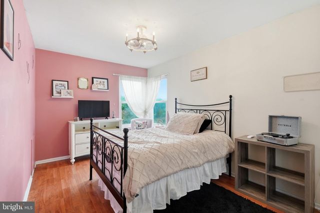 68 JENNIFER LN, Burlington, NJ 08016