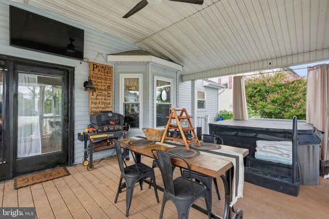 68 JENNIFER LN, Burlington, NJ 08016