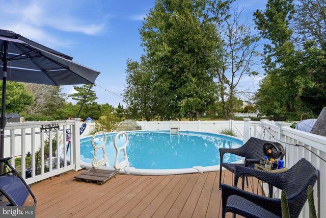 68 JENNIFER LN, Burlington, NJ 08016