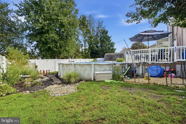 68 JENNIFER LN, Burlington, NJ 08016