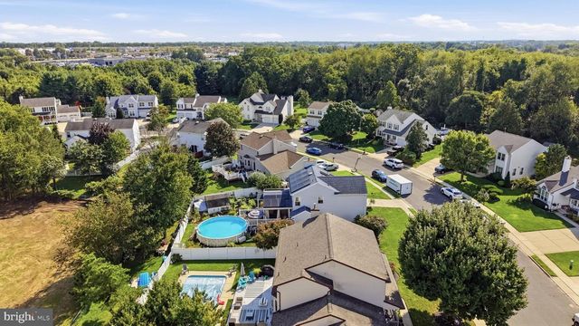 68 JENNIFER LN, Burlington, NJ 08016