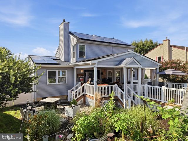 68 JENNIFER LN, Burlington, NJ 08016