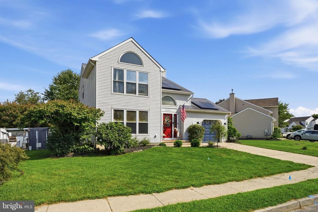68 JENNIFER LN, BURLINGTON, NJ 08016 — photo 2