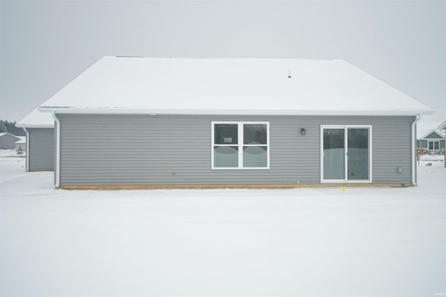 430 N Eastfield Circle, Milford, IN 46542