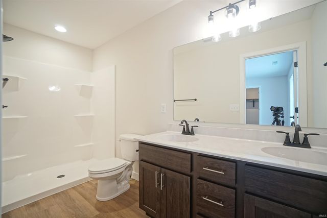 430 N Eastfield Circle, Milford, IN 46542