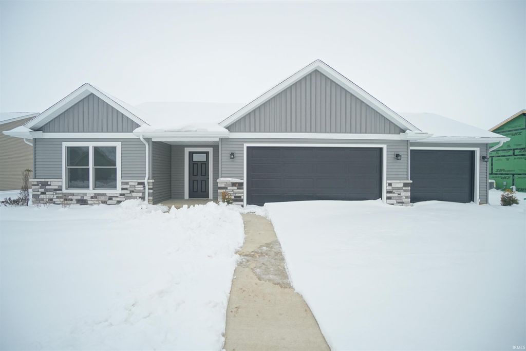 430 N Eastfield Circle, Milford, IN 46542