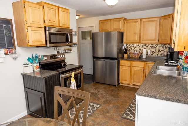 125 Lawrence Avenue, Ishpeming, MI 49849