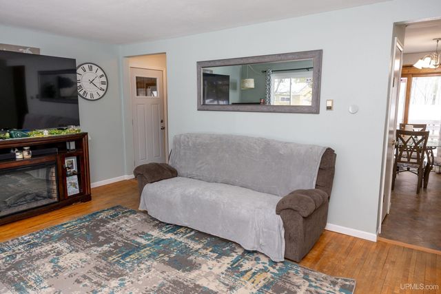 125 Lawrence Avenue, Ishpeming, MI 49849