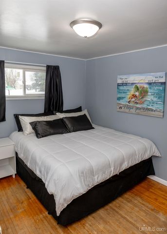 125 Lawrence Avenue, Ishpeming, MI 49849