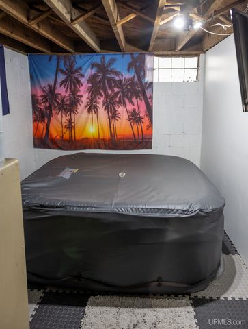 125 Lawrence Avenue, Ishpeming, MI 49849