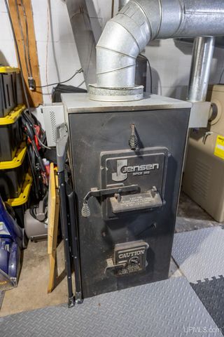 125 Lawrence Avenue, Ishpeming, MI 49849