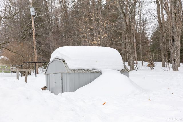 125 Lawrence Avenue, Ishpeming, MI 49849