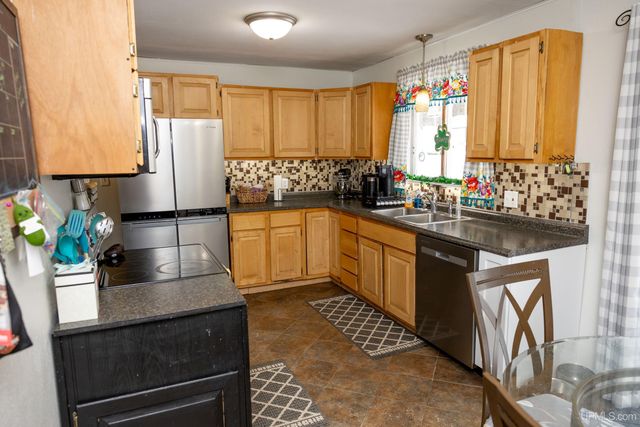 125 Lawrence Avenue, Ishpeming, MI 49849