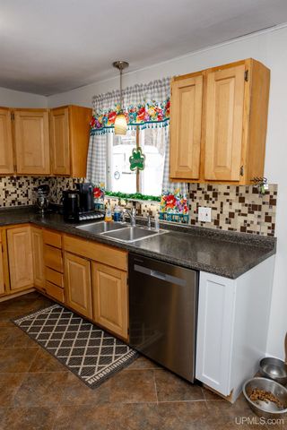 125 Lawrence Avenue, Ishpeming, MI 49849