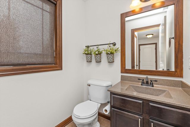 3514 Horton Circle, Clive, IA 50325