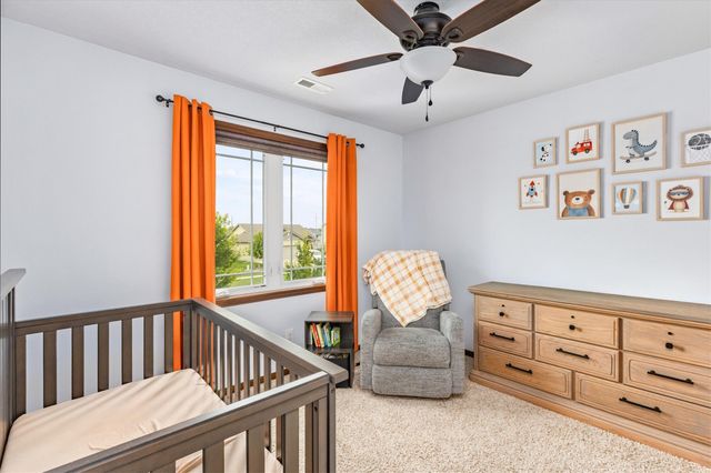 3514 Horton Circle, Clive, IA 50325